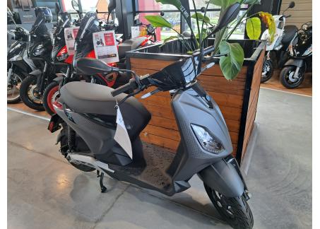 PIAGGIO 1 ACTIVE