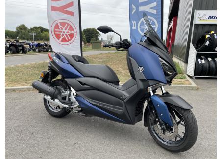 YAMAHA XMAX 125