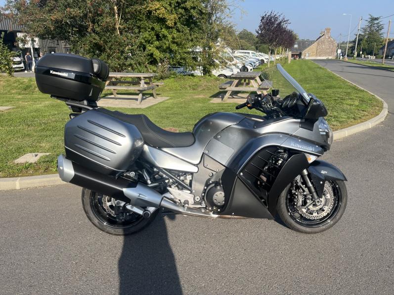 KAWASAKI GTR 1400 ABS